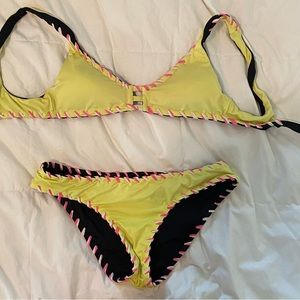 Reversible bikini set